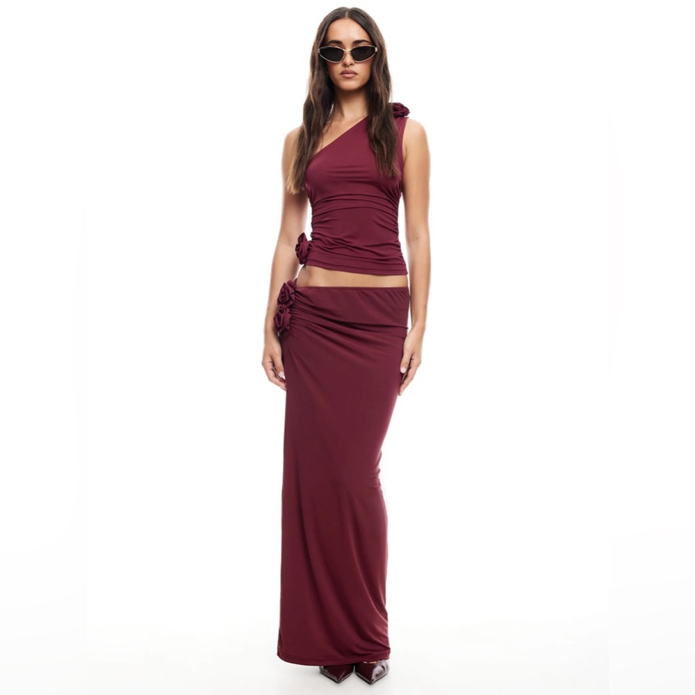 Lioness RENDEZVOUS ONE SHOULDER TOP | GARNET C27 - Picture 3 of 4